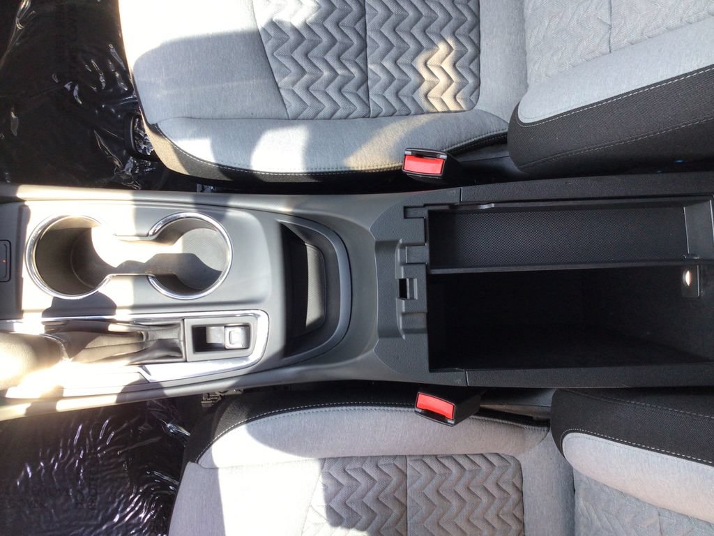 Used 2023 Chevrolet Equinox LT FWD image 30