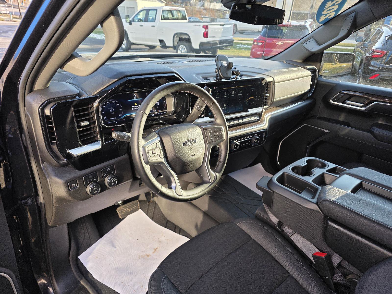 Used 2024 Chevrolet Silverado 1500 RST w/ Max Trailering Package image 13