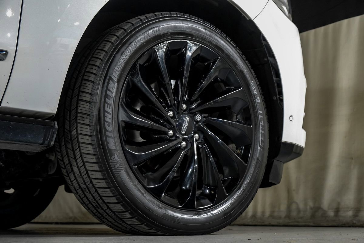 Used 2020 Lincoln Navigator L Reserve w/ Equipment Group 208A Reserve image 55