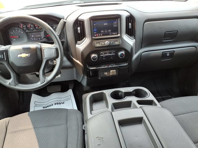 Used 2020 Chevrolet Silverado 1500 Custom w/ Custom Value Package AWD/4WD image 10