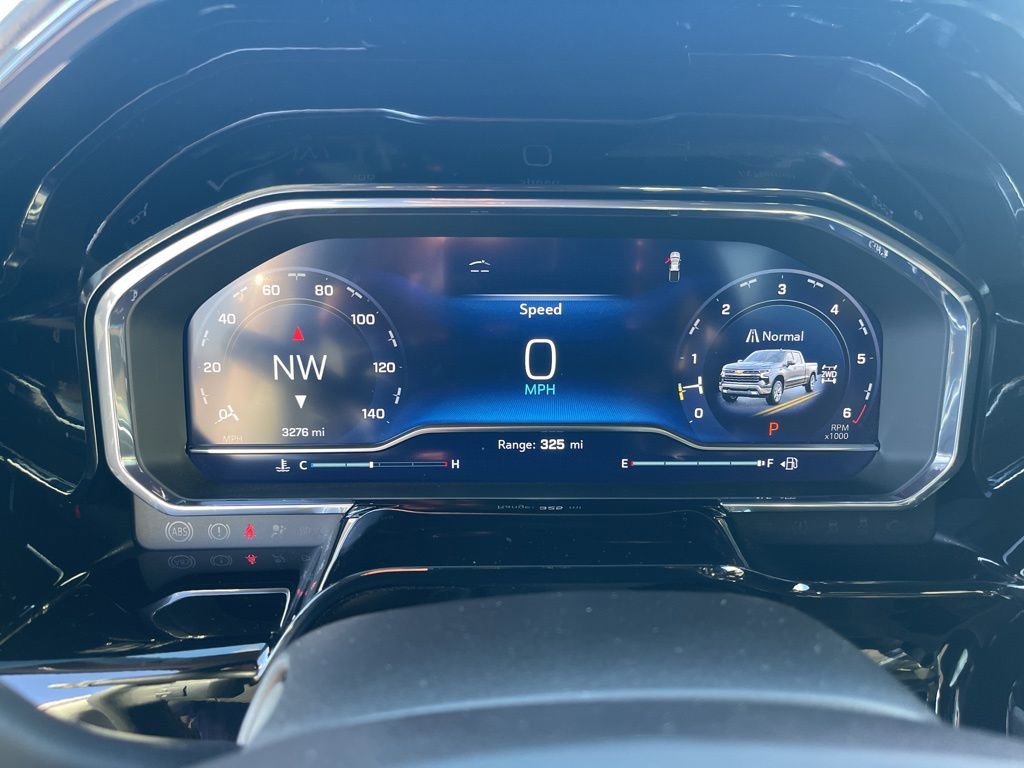 Used 2024 Chevrolet Silverado 1500 LTZ w/ Technology Package image 24