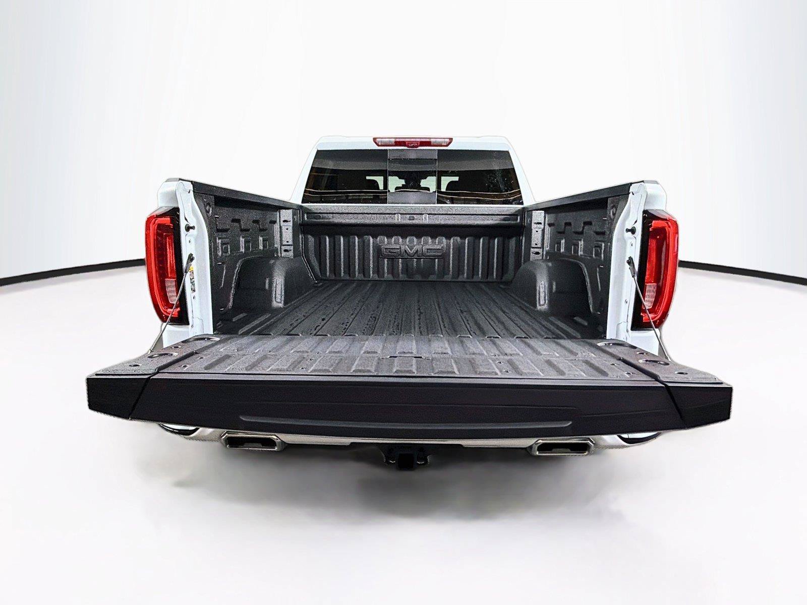 Used 2026 GMC Sierra 1500 Denali w/ Denali Reserve Package AWD/4WD image 14