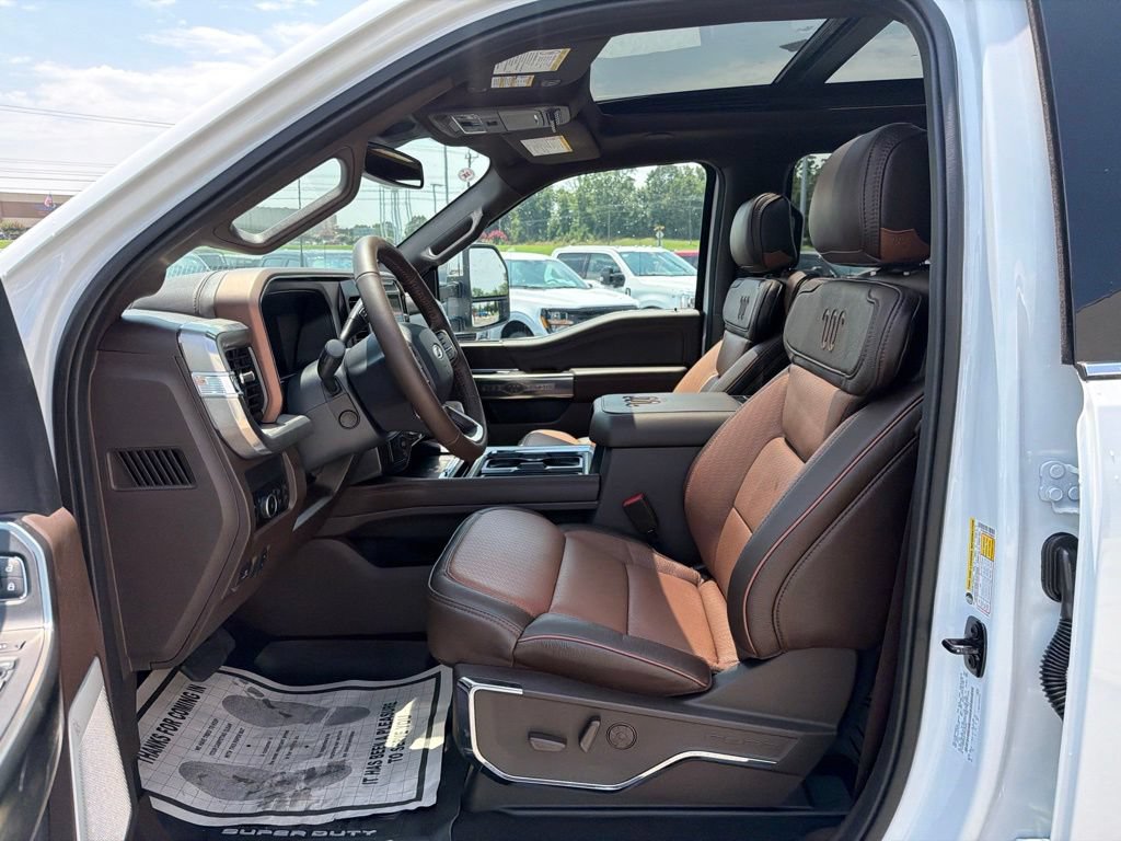 New 2026 Ford F350 King Ranch w/ Chrome Package AWD/4WD image 10