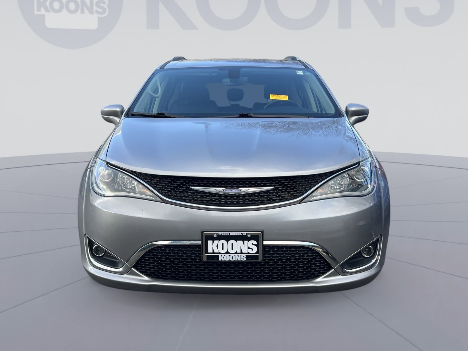 Used 2020 Chrysler Pacifica Touring-L image 10