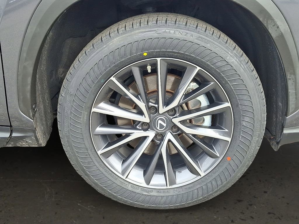 Used 2022 Lexus NX 250 FWD image 9