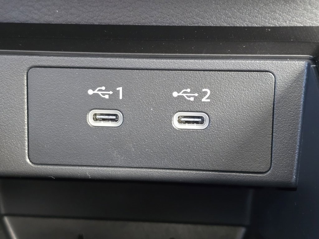 New 2026 Nissan Kicks SR w/ SR Premium Package image 6