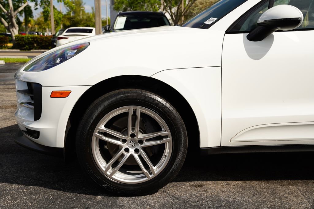 Used 2019 Porsche Macan AWD/4WD image 19
