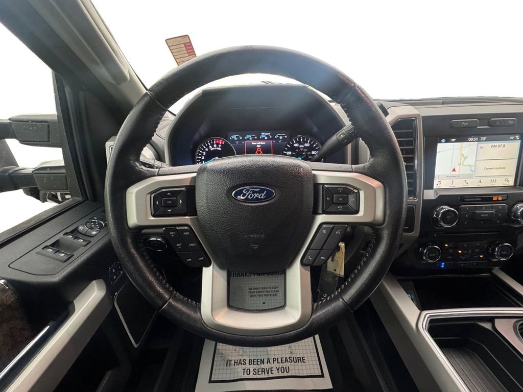 Used 2018 Ford F250 Lariat w/ Lariat Value Package AWD/4WD image 13