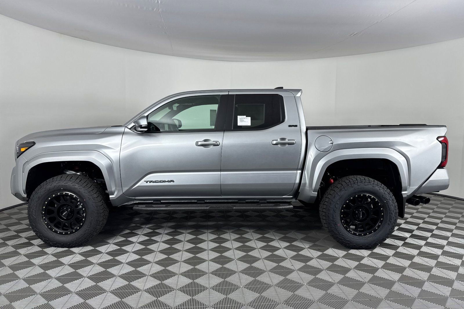 New 2025 Toyota Tacoma SR5 image 7