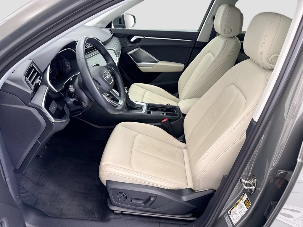 Used 2020 Audi Q3 2.0T Premium Plus AWD/4WD image 18