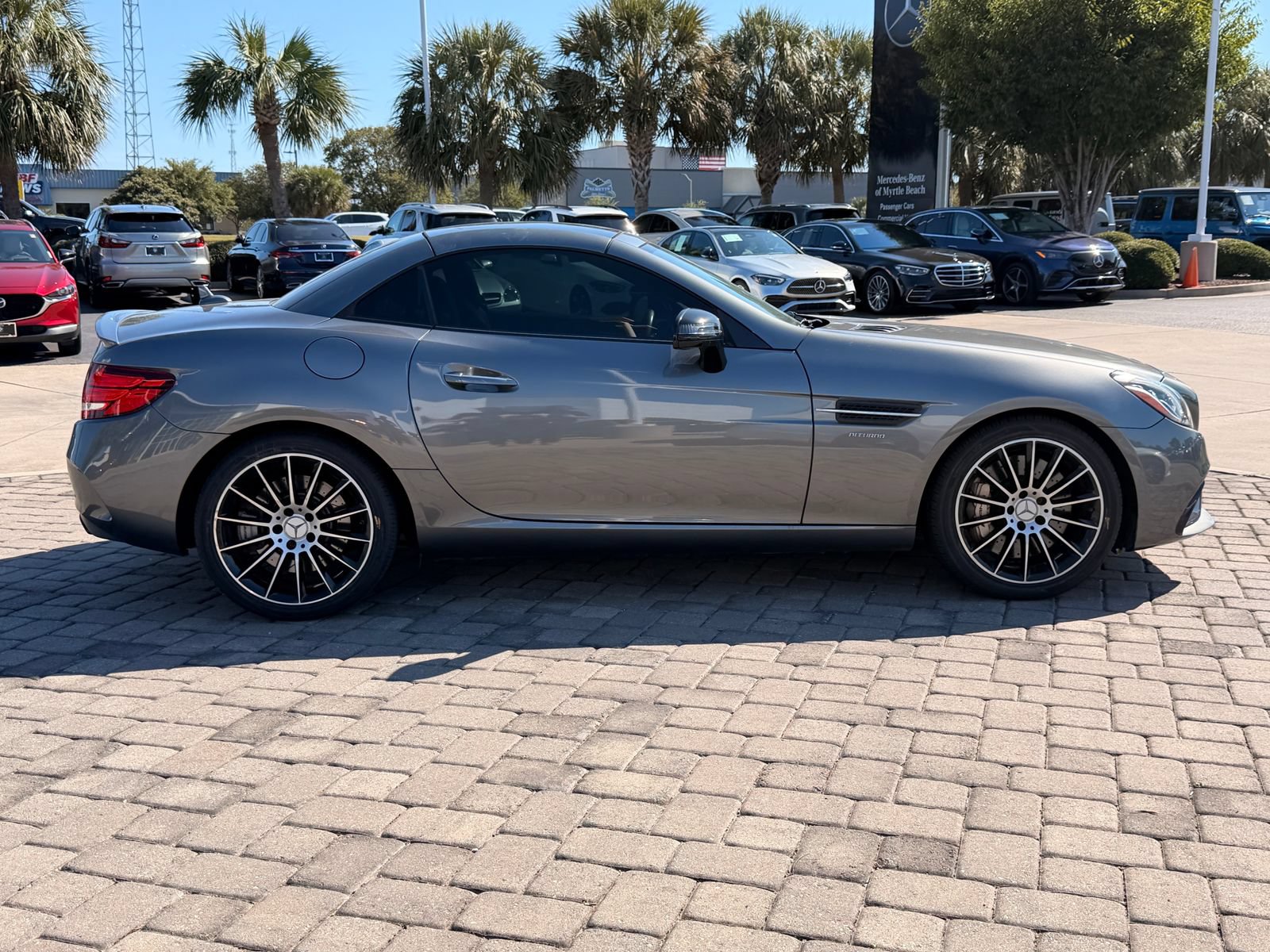Used 2017 Mercedes-Benz SLC 43 AMG image 6