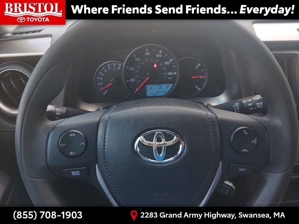 Used 2016 Toyota RAV4 LE image 18