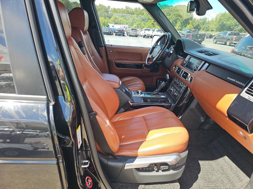 Used 2011 Land Rover Range Rover Autobiography AWD/4WD image 5