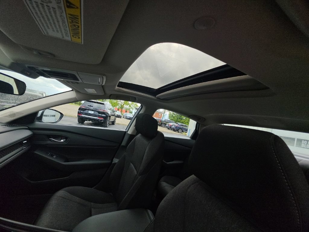 Certified 2023 Honda Accord EX image 13
