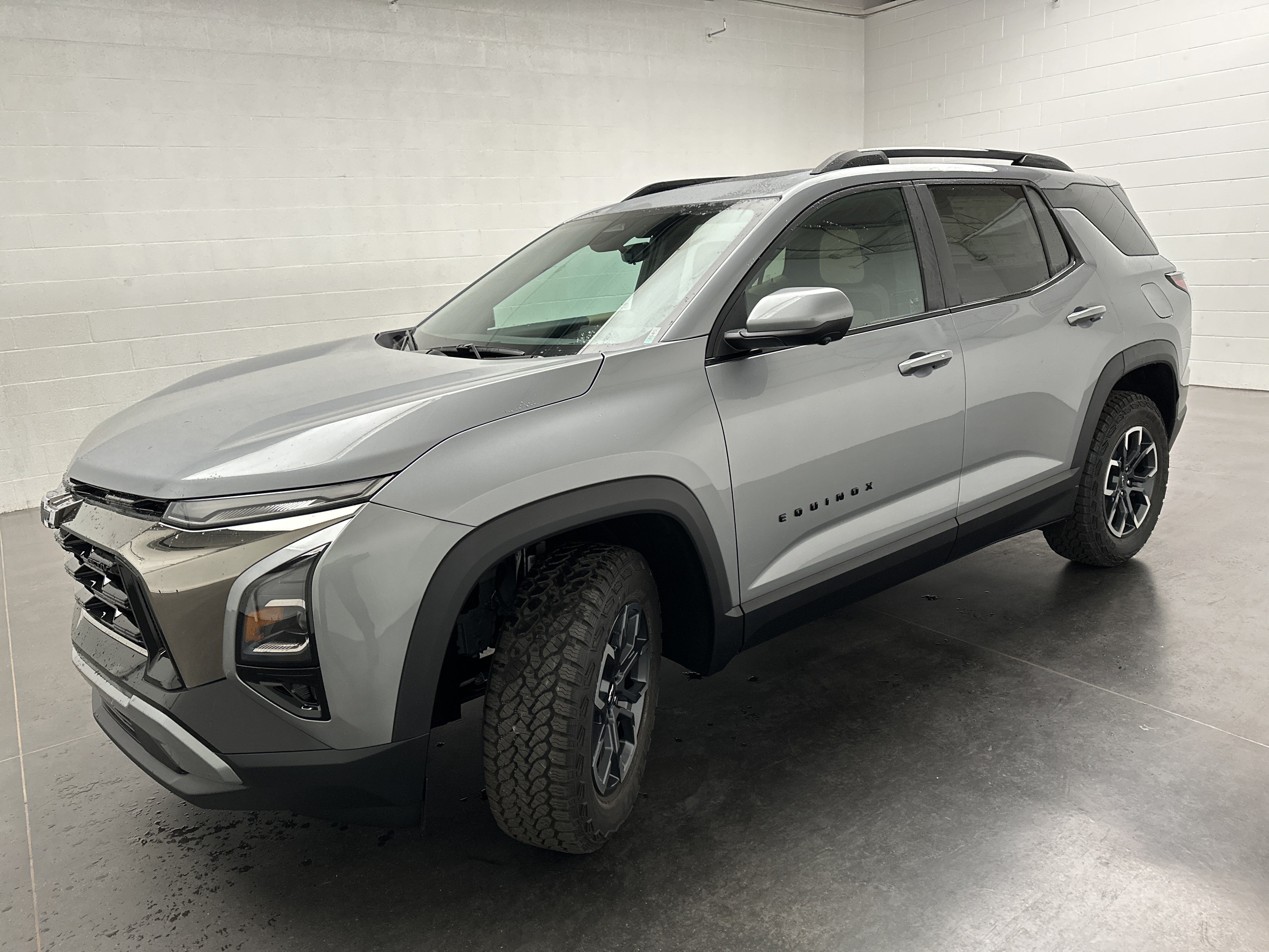 New 2027 Chevrolet Equinox ACTIV w/ Safety and Technology Package AWD/4WD image 4