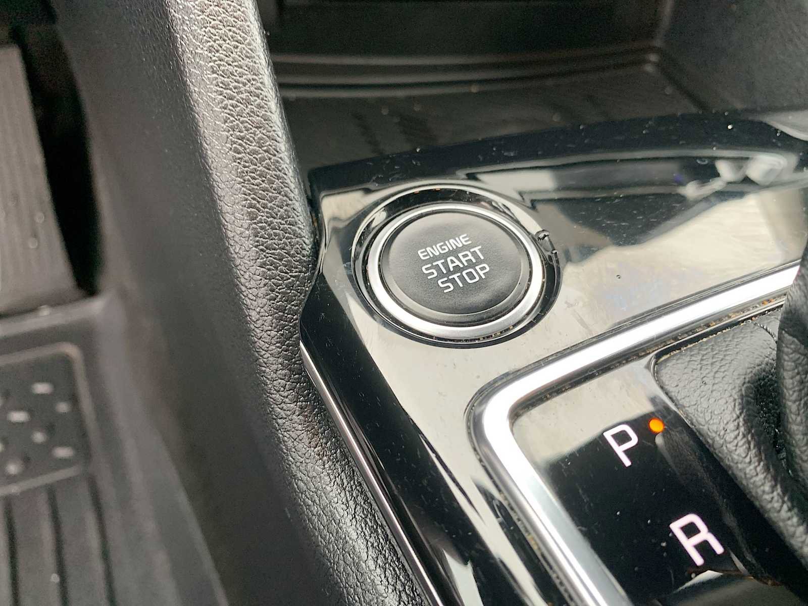 Used 2023 Kia Sportage EX image 17