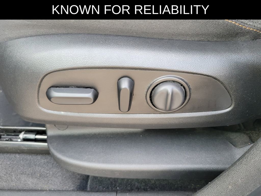 Used 2020 Chevrolet Equinox LT image 16