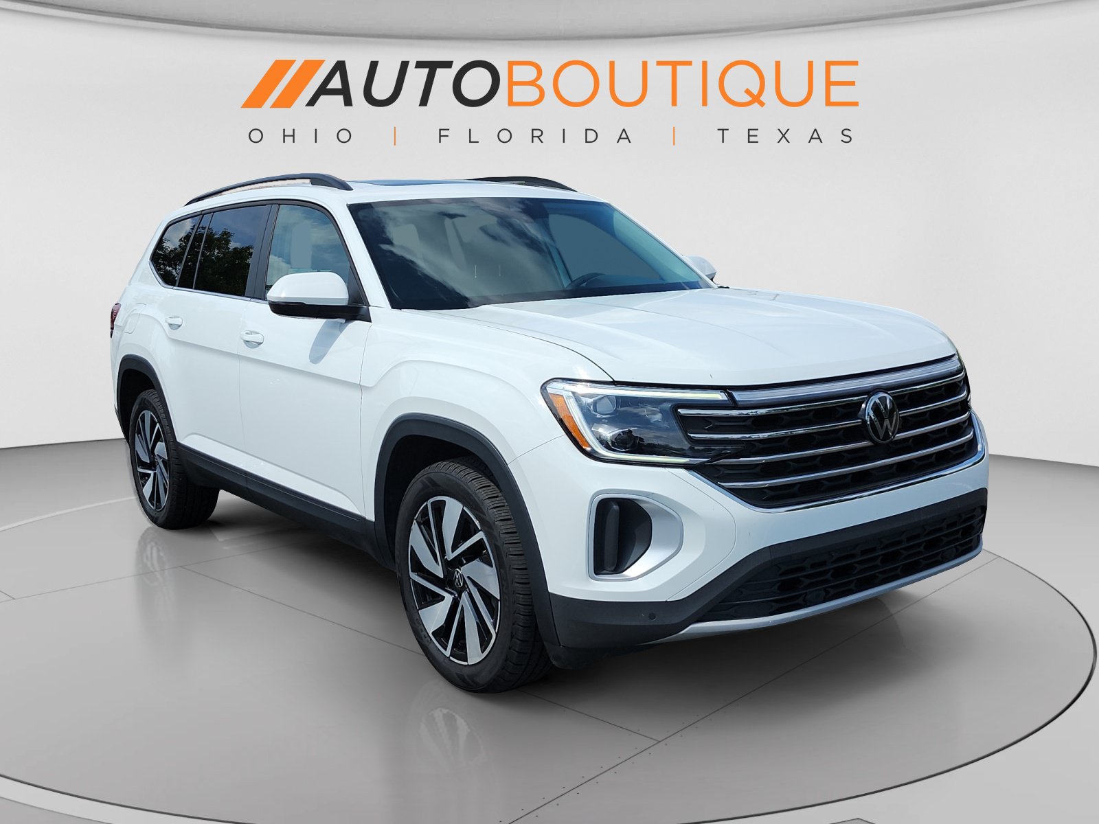 Used 2024 Volkswagen Atlas SE AWD/4WD image 7