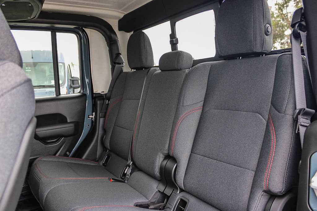 New 2026 Jeep Gladiator Rubicon AWD/4WD image 18