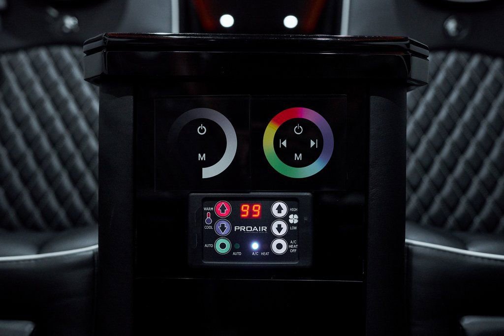 Used 2017 Mercedes-Benz Sprinter 3500 image 62