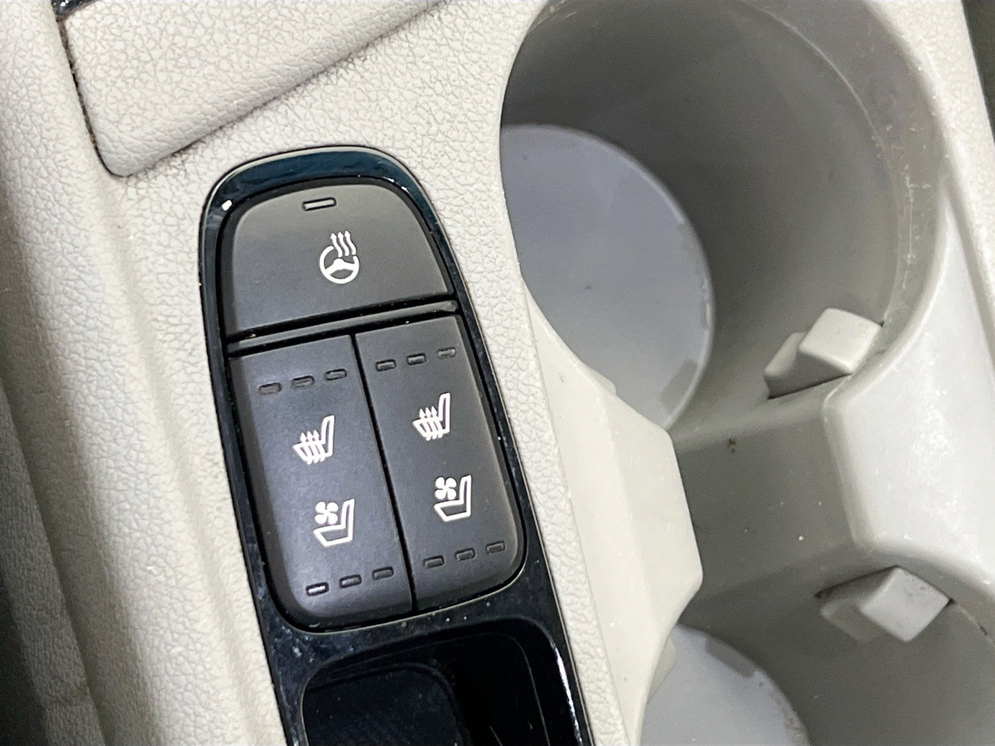 Used 2019 Kia Niro Touring image 19