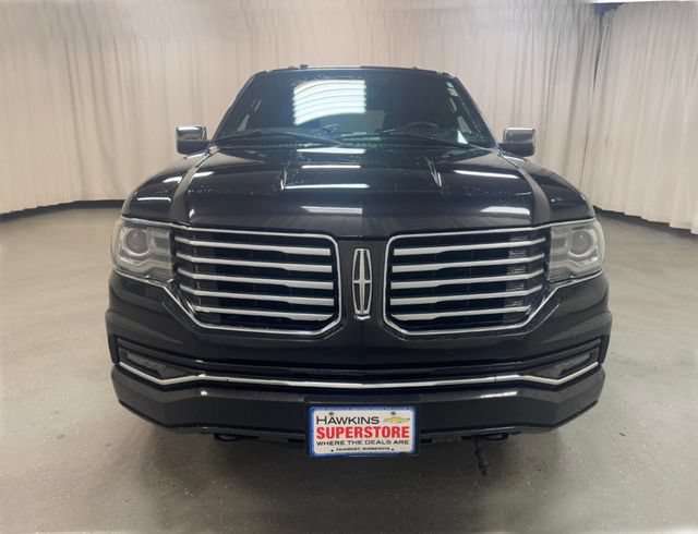 Used 2015 Lincoln Navigator 4WD image 10