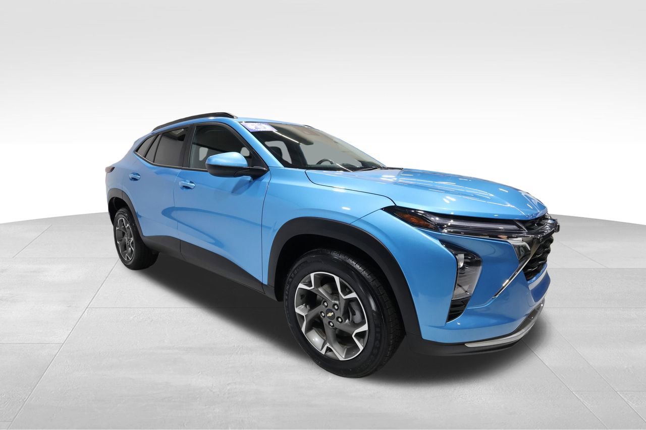 Certified 2025 Chevrolet Trax LT image 6