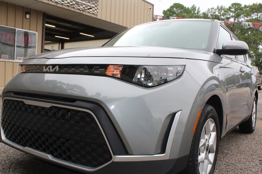 Used 2024 Kia Soul LX w/ Option Group 015 image 3
