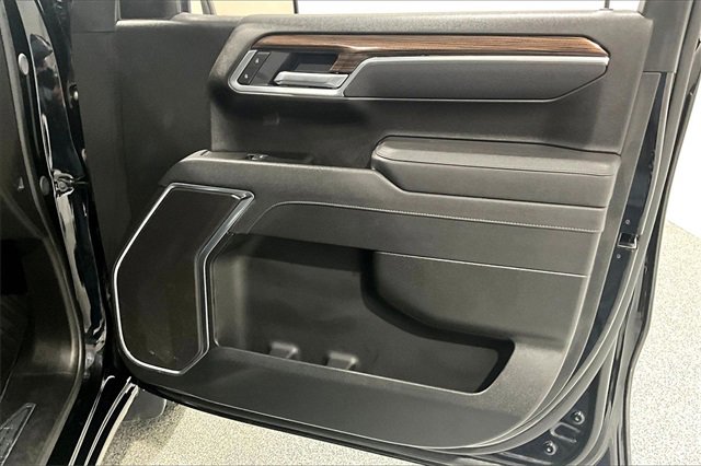 Used 2025 Chevrolet Silverado 1500 LT image 28