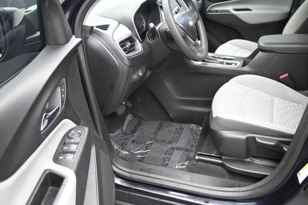 Used 2020 Chevrolet Equinox LS FWD image 11