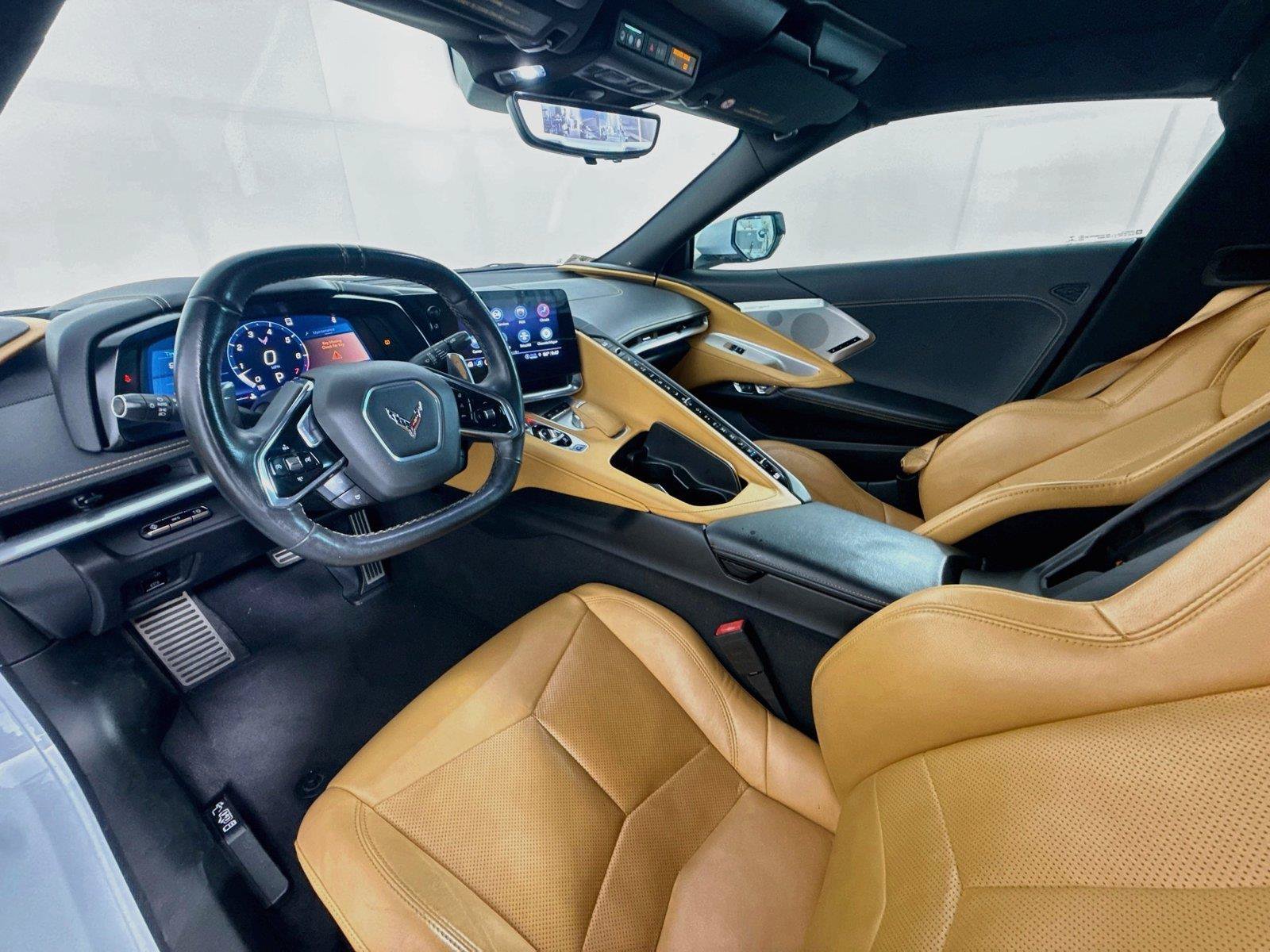 Used 2021 Chevrolet Corvette Stingray Preferred Cpe w/ Z51 Performance Package RWD image 9