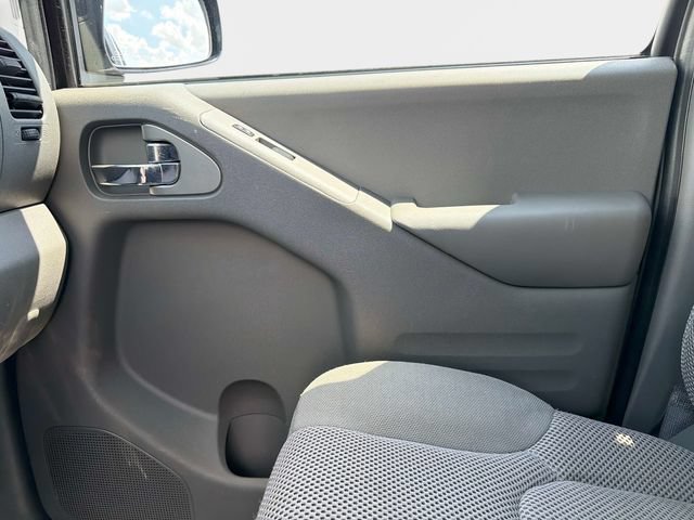 Used 2021 Nissan Frontier SV w/ SV Utility Package AWD/4WD image 20