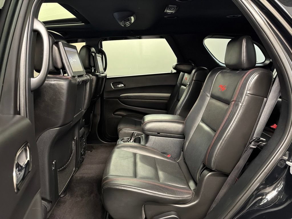 Used 2018 Dodge Durango R/T w/ Technology Group AWD/4WD image 30