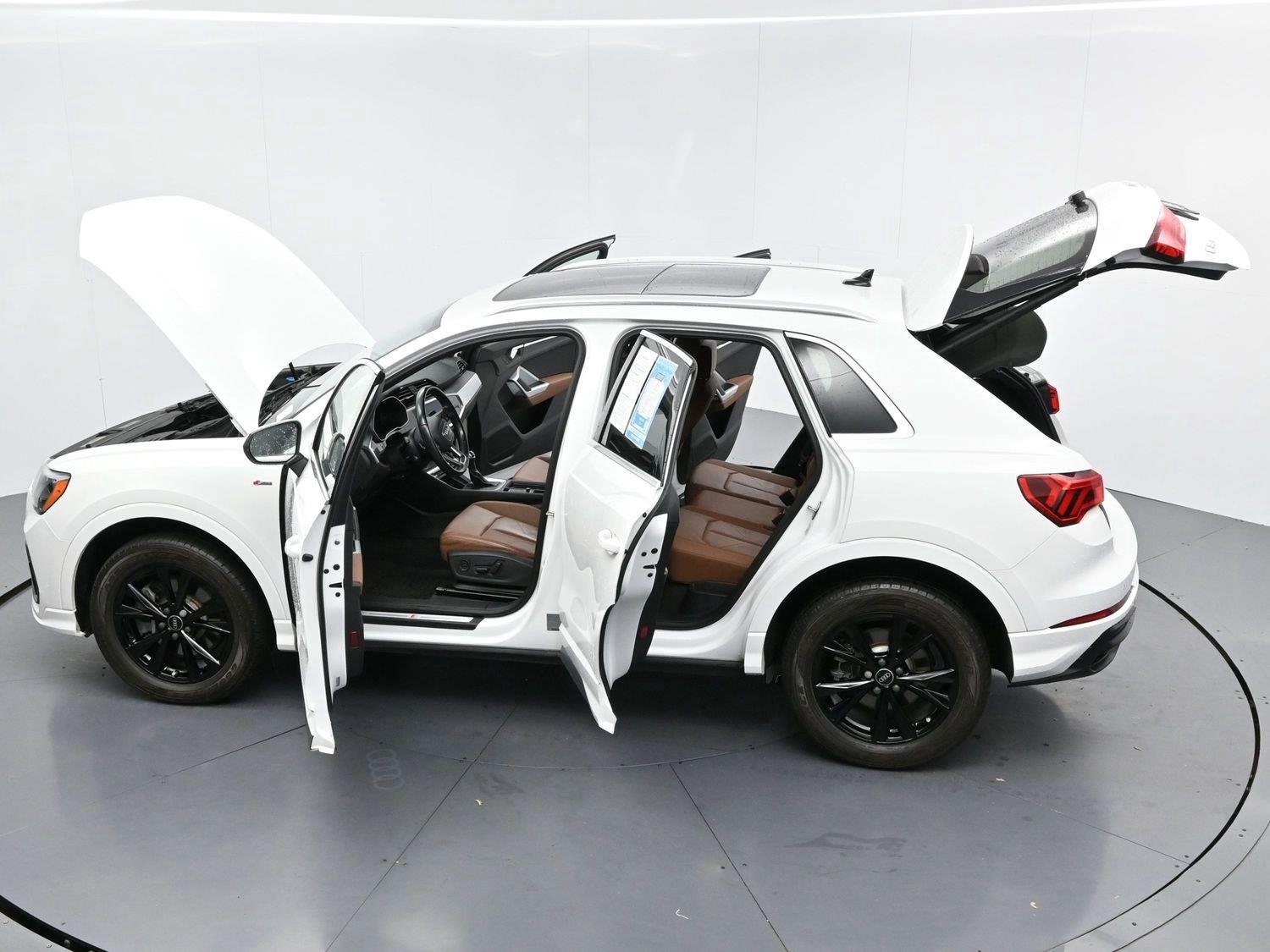Used 2021 Audi Q3 2.0T Premium w/ Convenience Package AWD/4WD image 30