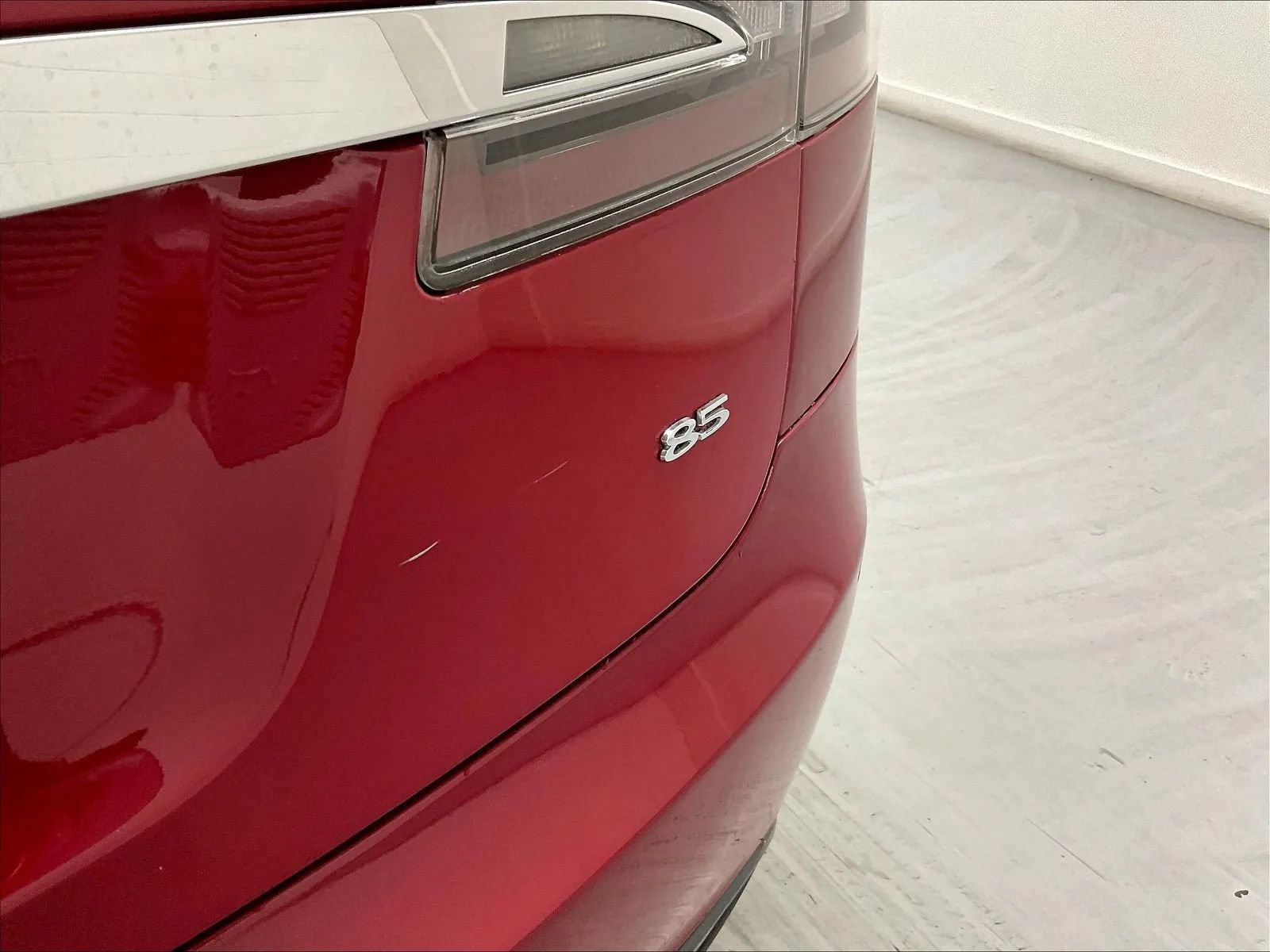 Used 2014 Tesla Model S 85 RWD image 27