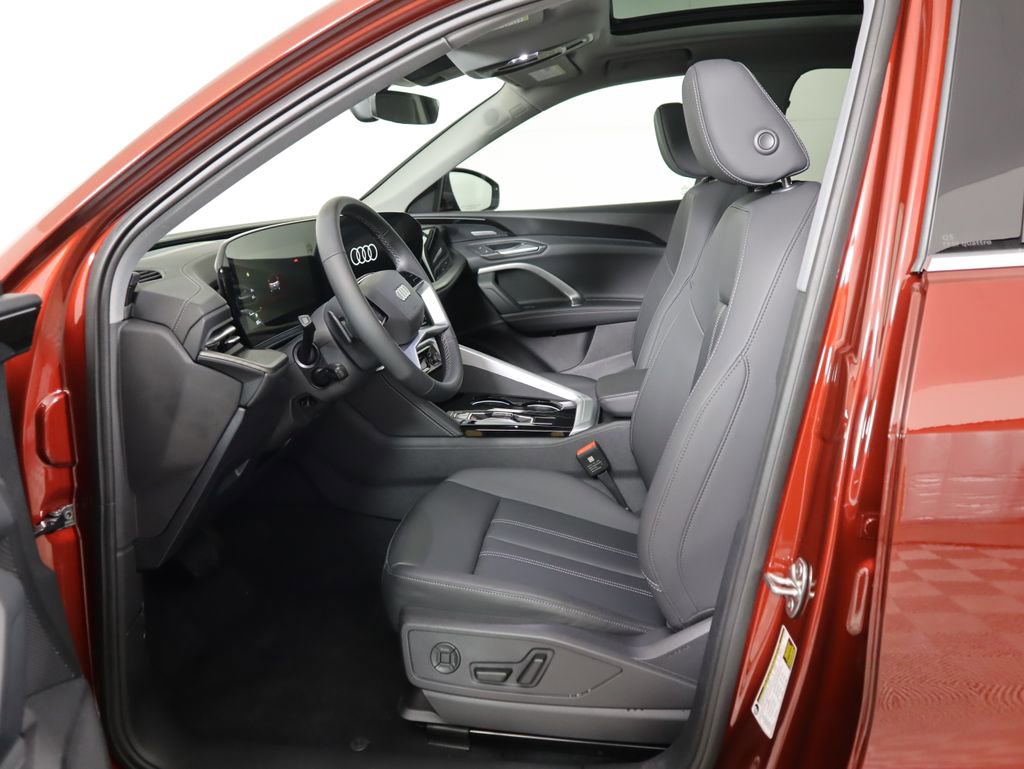 Used 2025 Audi Q5 Premium Plus w/ Premium Plus image 21