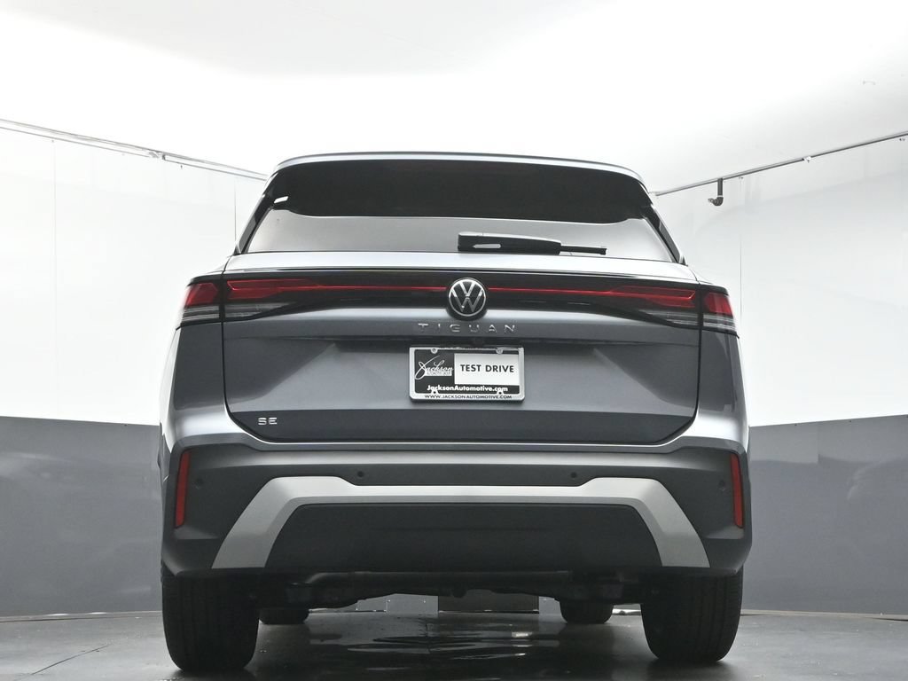 New 2026 Volkswagen Tiguan SE FWD image 37