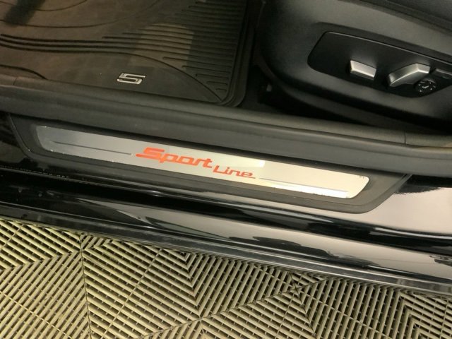 Used 2019 BMW 540i xDrive image 17