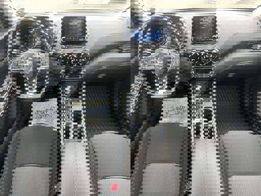 Used 2023 Nissan Sentra SV w/ All-Weather Package FWD image 11