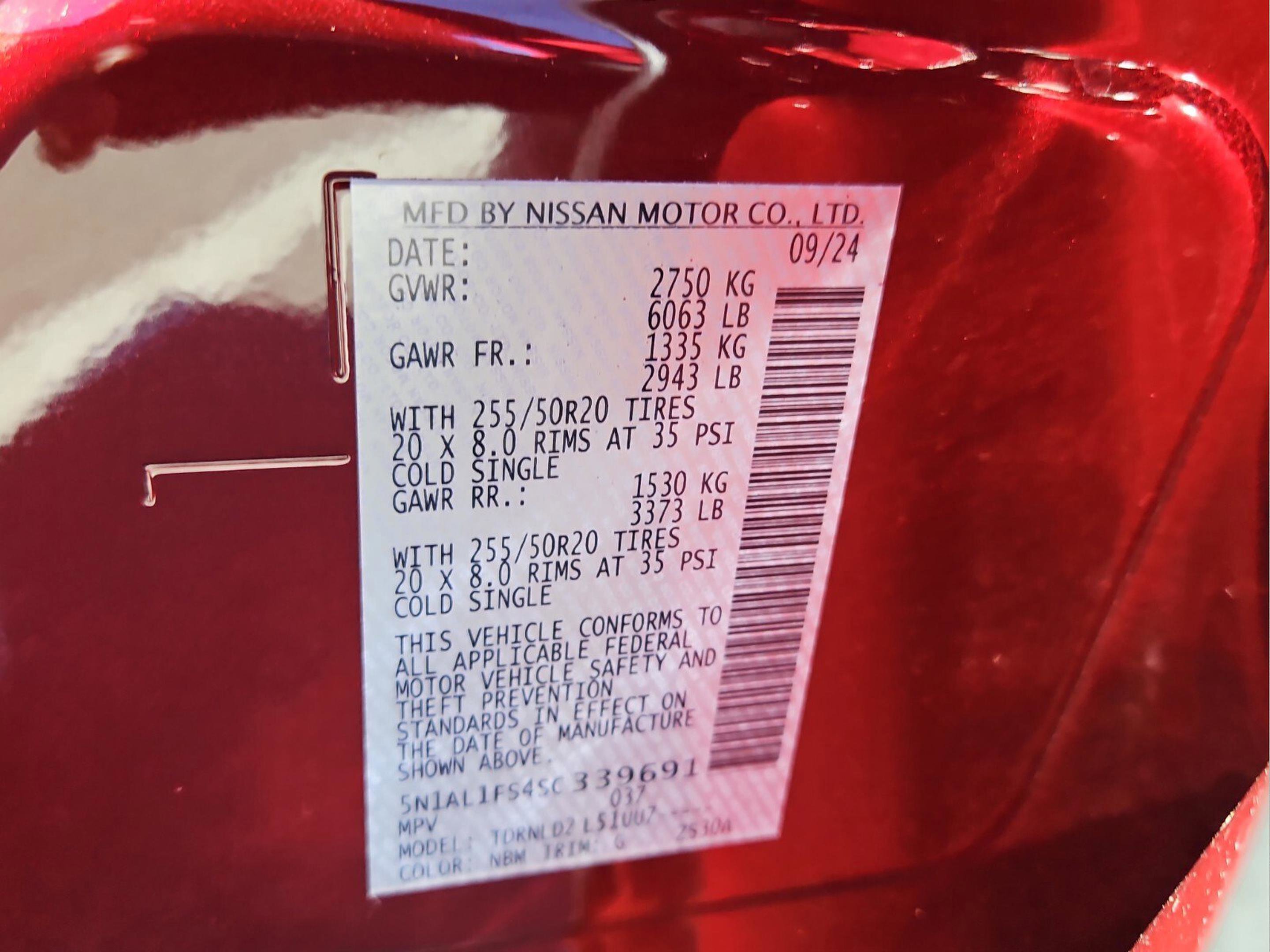 Certified 2025 INFINITI QX60 Luxe w/ Lighting Package (N94) image 31