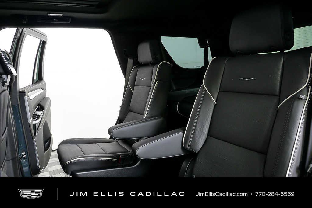 New 2026 Cadillac Escalade Luxury w/ Touring Package AWD/4WD image 23