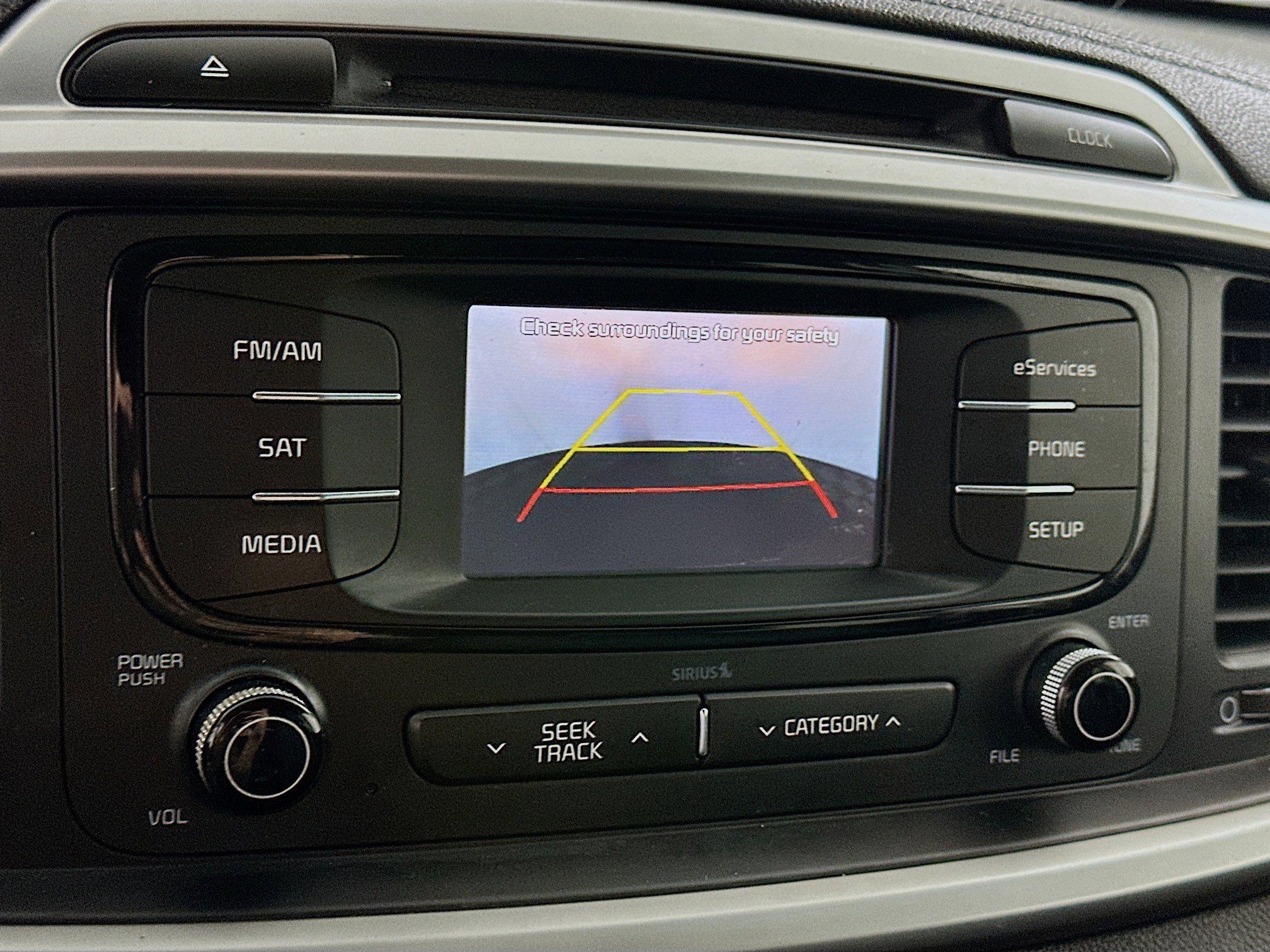 Used 2016 Kia Sorento LX w/ LX Convenience Package image 22