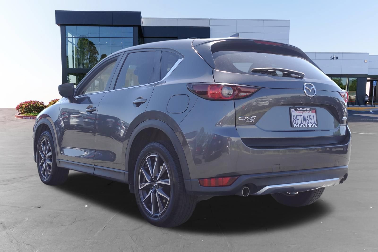 Used 2018 MAZDA CX-5 Touring w/ Preferred Equipment Package AWD/4WD image 5