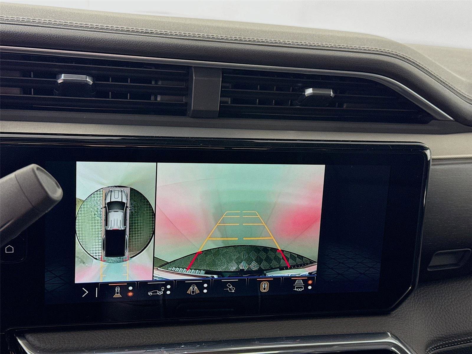 New 2026 GMC Sierra 3500 Denali w/ Denali Reserve Package image 9