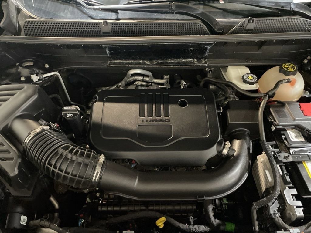 Used 2023 GMC Acadia SLE w/ Driver Convenience Package image 33