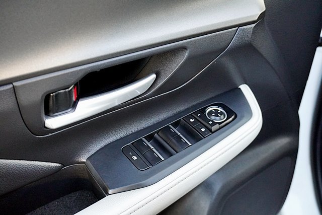 Used 2025 Toyota Grand Highlander FWD image 34