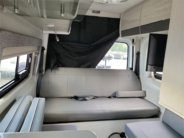 Used 2022 Mercedes-Benz Sprinter 2500 image 27
