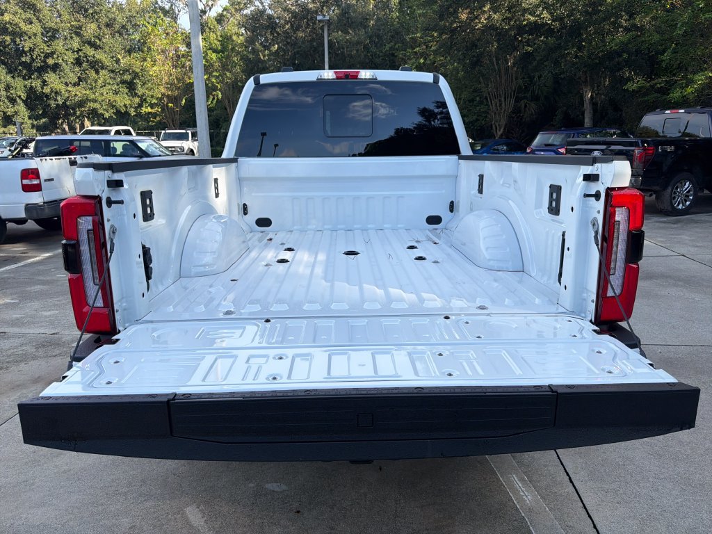 New 2027 Ford F250 Platinum w/ Platinum Plus Package AWD/4WD image 30