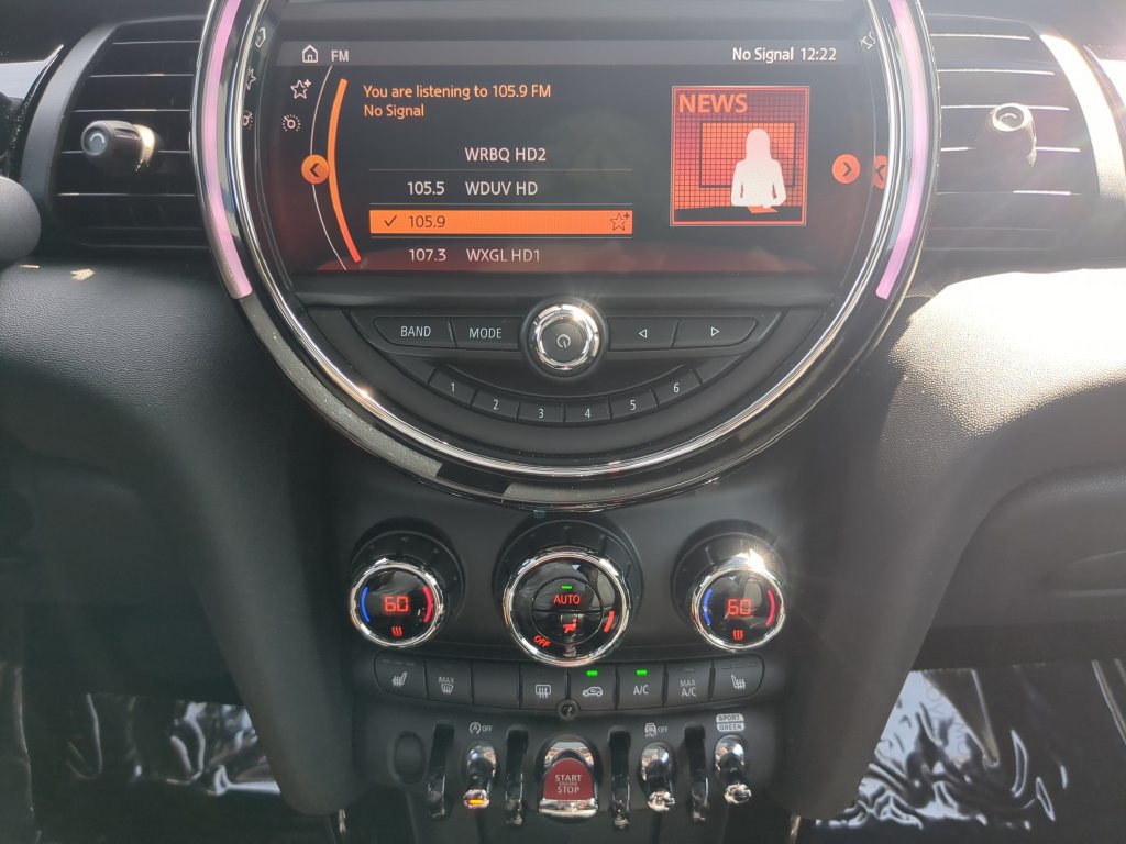 Used 2019 MINI Cooper S w/ Signature Upholstery Package FWD image 21