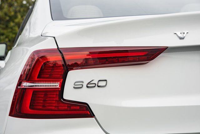 Certified 2024 Volvo S60 B5 Plus image 7